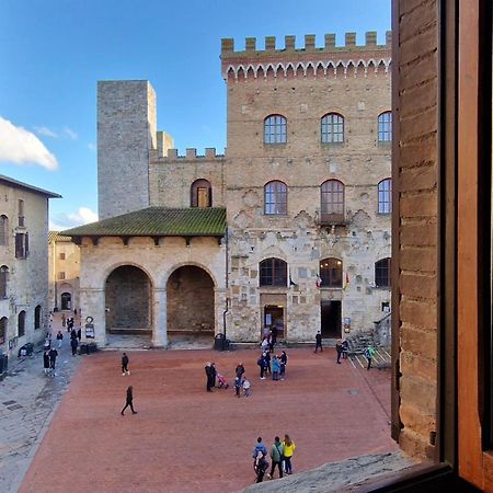 Sangi Studio Apartment - With Amazing View Of The Duomo San Gimignano Buitenkant foto