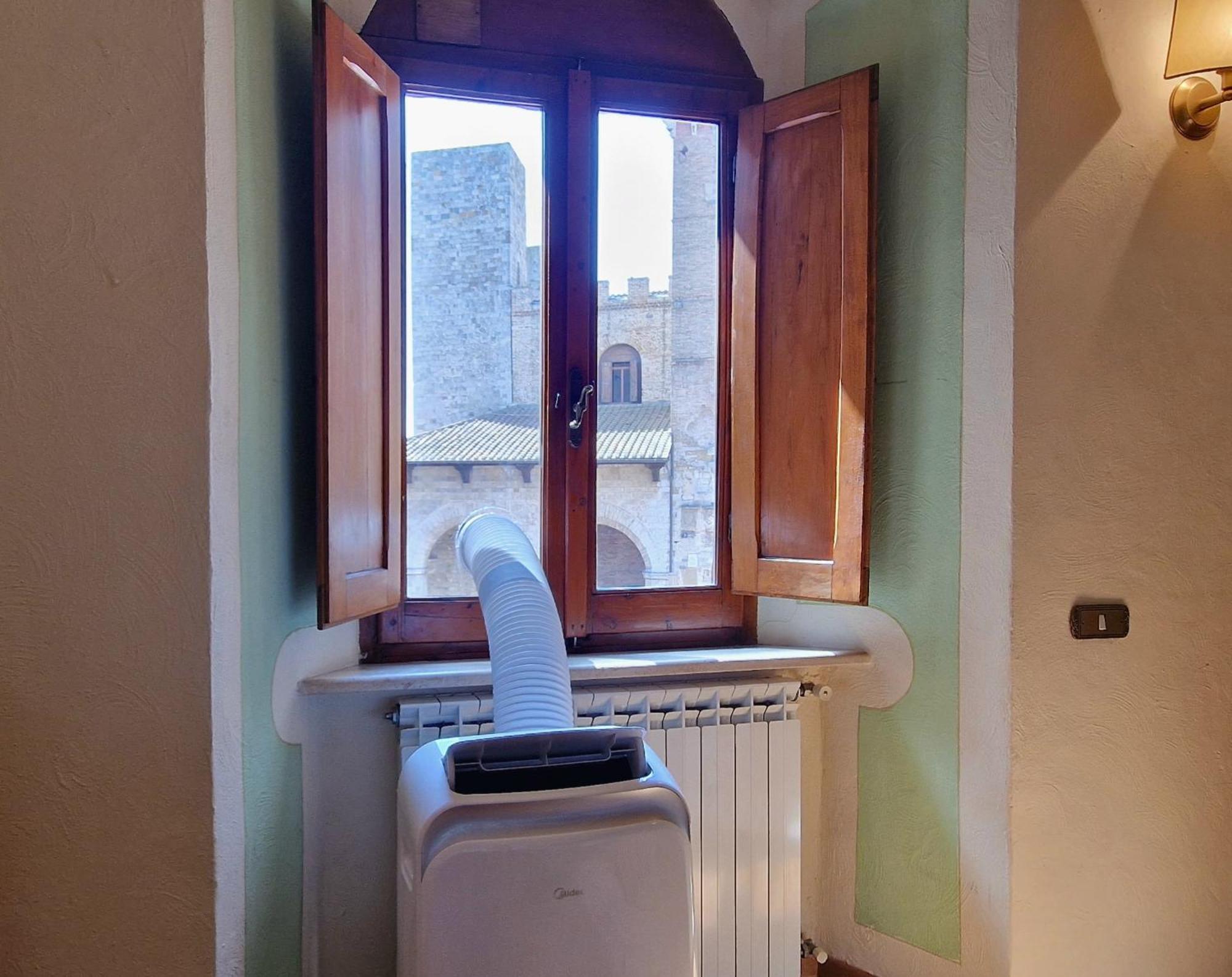 Sangi Studio Apartment - With Amazing View Of The Duomo San Gimignano Buitenkant foto